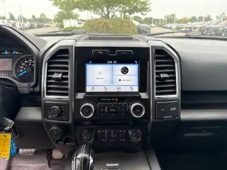Ford F-150 2016 4x4 XLT 4dr SuperCrew 5.5 ft. SB