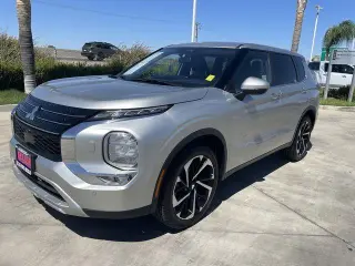 Mitsubishi Outlander 2024 AWD SE 4dr SUV
