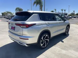 Mitsubishi Outlander 2024 AWD SE 4dr SUV