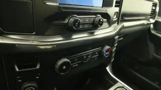 Ford F-150 2021 4x4 XL 4dr SuperCrew 5.5 ft. SB