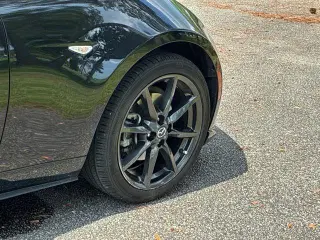 Mazda MX-5 Miata 2016 Club 2dr Convertible 6M