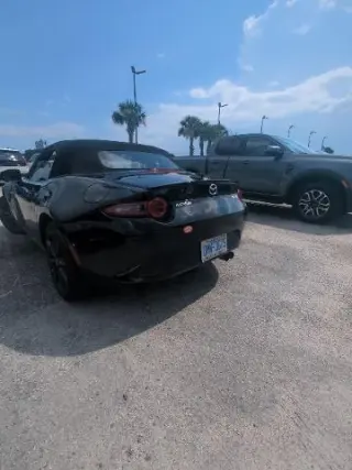 Mazda MX-5 Miata 2016 Club 2dr Convertible 6M