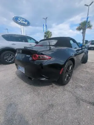 Mazda MX-5 Miata 2016 Club 2dr Convertible 6M