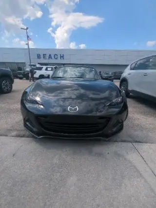 Mazda MX-5 Miata 2016 Club 2dr Convertible 6M