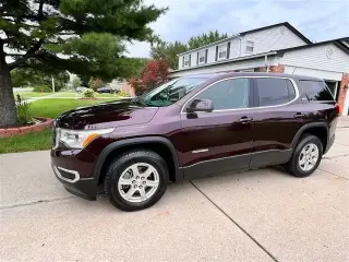 2018 Acadia SLE-1 --- SUV--