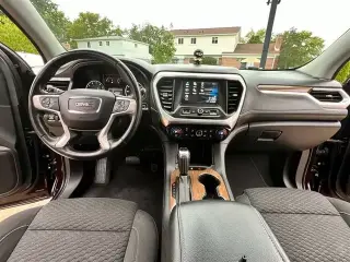 2018 Acadia SLE-1 --- SUV--