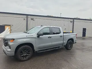 Chevrolet Silverado 1500 2024 4x2 Custom 4dr Crew Cab 5.8 ft. SB