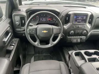 Chevrolet Silverado 1500 2024 4x2 Custom 4dr Crew Cab 5.8 ft. SB