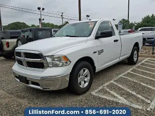 Ram 1500 Classic 2021 4x2 Tradesman 2dr Regular Cab 8 ft. LB Pickup