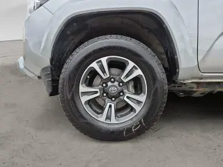 Toyota Tacoma 2019 4x4 TRD Sport 4dr Double Cab 5.0 ft SB 6M