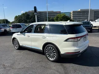 Lincoln Aviator 2022 AWD Reserve 4dr SUV