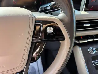Lincoln Aviator 2022 AWD Reserve 4dr SUV