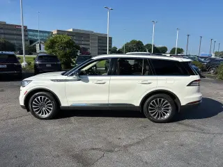 Lincoln Aviator 2022 AWD Reserve 4dr SUV