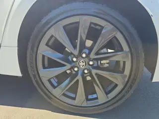 Toyota Corolla Hybrid 2024 SE 4dr Sedan