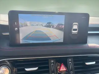 Genesis G70 2023 2.0T 4dr Sedan