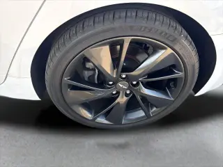 Genesis G70 2023 2.0T 4dr Sedan