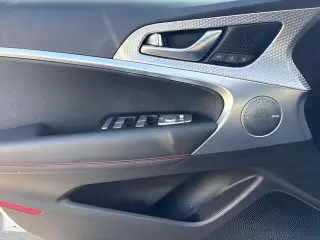 Genesis G70 2023 2.0T 4dr Sedan