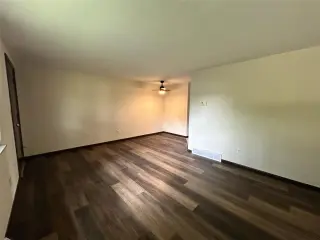 Propiedad en alquiler con 1 dormitorio y 1 baño en Colliers