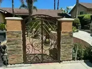 SON&FATHERS IRON WORK