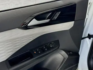 Volkswagen Taos 2023 S 4dr SUV