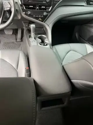 Camry SE 2022 --- Clean CarFax