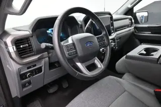 Ford F-150 2025 4x2 XLT 4dr SuperCrew 5.5 ft. SB