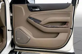 GMC Yukon 2017 4x2 SLT 4dr SUV