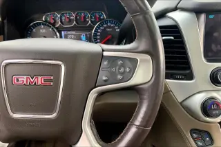 GMC Yukon 2017 4x2 SLT 4dr SUV