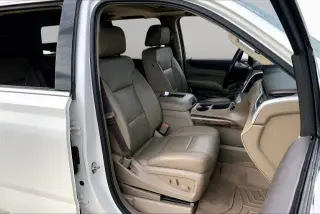 GMC Yukon 2017 4x2 SLT 4dr SUV