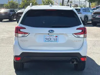 Subaru Forester 2023 AWD Premium 4dr Crossover