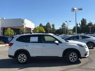 Subaru Forester 2023 AWD Premium 4dr Crossover