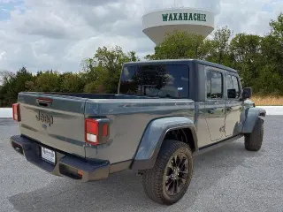 Jeep Gladiator 2025 4x4 Sport 4dr Crew Cab 5.0 ft. SB
