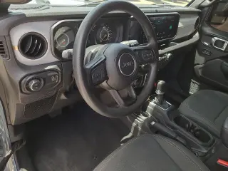 Jeep Gladiator 2025 4x4 Sport 4dr Crew Cab 5.0 ft. SB
