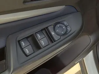 Chevrolet Bolt EUV 2023 Premier 4dr Hatchback