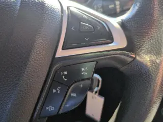 Ford Fusion 2015 SE Sedán 4 puertas