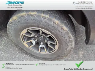 Ram 1500 2017 4x4 Rebel 4p Cabina Cuadrada 5.5 pies S Báscula Pick-up