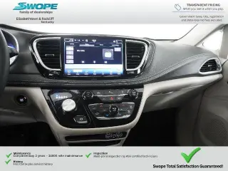 Chrysler Pacifica Plug-In Hybrid 2024 Select 4p Minivan