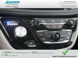 Chrysler Pacifica Plug-In Hybrid 2024 Select 4p Minivan