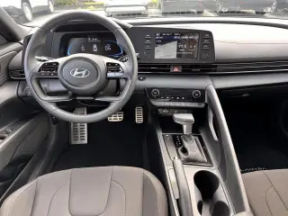 Hyundai ELANTRA 2025 SEL Sport 4dr Sedan