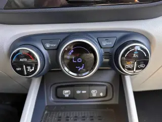 Hyundai VENUE 2023 Limited 4dr Crossover