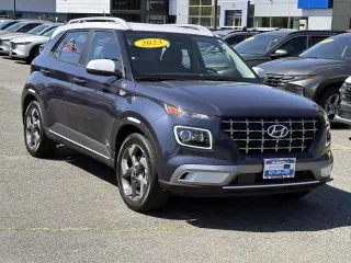Hyundai VENUE 2023 Limited 4dr Crossover