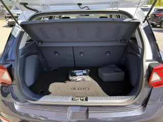 Hyundai VENUE 2023 Limited 4dr Crossover