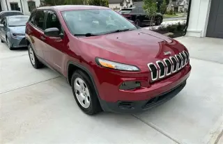 2016  Cherokee SPORT