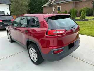 2016  Cherokee SPORT