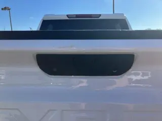 Chevrolet Silverado 1500 2019 4x4 Custom Trail Boss Cabina doble de 4 puertas 5.8 pies caja corta