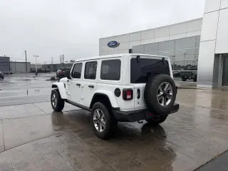 Jeep Wrangler Unlimited 2019 4x4 Sahara SUV 4 puertas