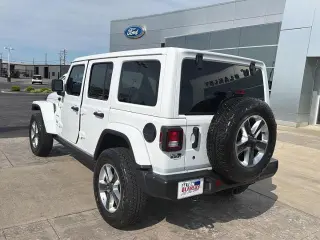Jeep Wrangler Unlimited 2019 4x4 Sahara SUV 4 puertas