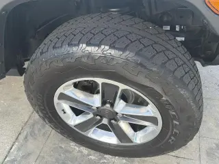 Jeep Wrangler Unlimited 2019 4x4 Sahara SUV 4 puertas