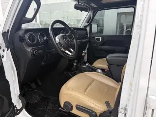 Jeep Wrangler Unlimited 2019 4x4 Sahara SUV 4 puertas