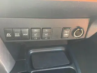 Toyota RAV4 Hybrid 2016 AWD Limited 4p SUV